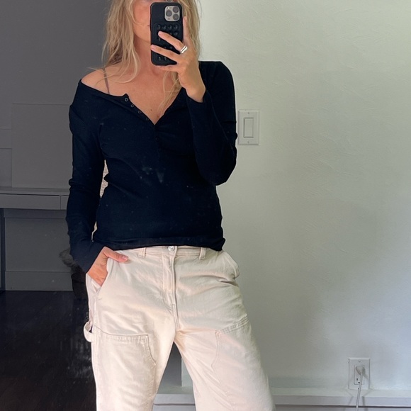 Black Henley long sleeve - Picture 3 of 4